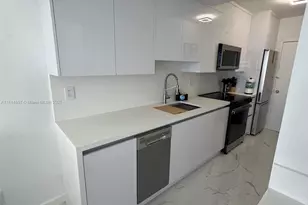 100 Lincoln Rd, Miami Beach, FL 33139 - Photo 7