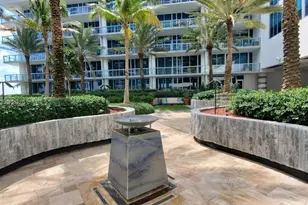 6801 Collins Ave, Miami Beach, FL 33141 - Photo 23