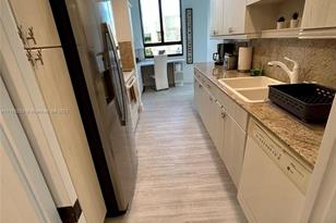 101 Crandon Blvd, Key Biscayne, FL 33149 - Photo 23