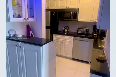 100 Lincoln Rd #1509, Miami Beach, FL 33139 - Photo 9