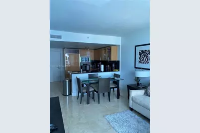 6801 Collins Ave #1102 (door 1111), Miami Beach, FL 33141 - Photo 7