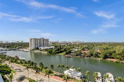 4401 Collins Ave #1117, Miami Beach, FL 33140 - Photo 1