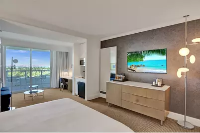 4401 Collins Ave #1117, Miami Beach, FL 33140 - Photo 11