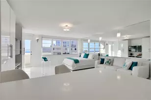 100 Lincoln Rd, Miami Beach, FL 33139 - Photo 9