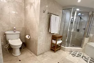 16699 Collins Ave, Sunny Isles Beach, FL 33160 - Photo 15