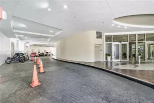 1750 N Bayshore Dr, Miami, FL 33132 - Photo 43