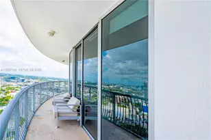 1750 N Bayshore Dr, Miami, FL 33132 - Photo 35