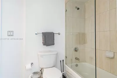 1750 N Bayshore Dr #3914, Miami, FL 33132 - Photo 21