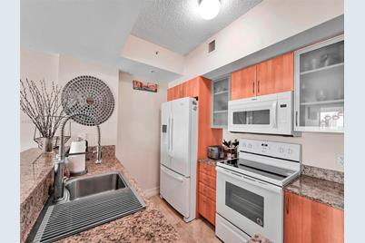 17555 Atlantic Blvd #806, Sunny Isles Beach, FL 33160 - Photo 7