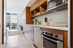 50 Biscayne Blvd, Miami, FL 33132 - Photo 13