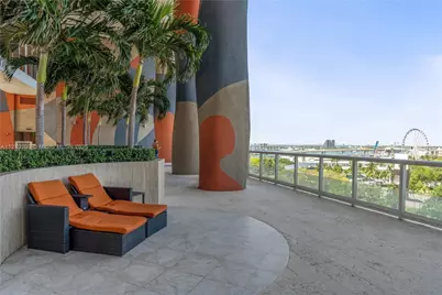 50 Biscayne Blvd #605, Miami, FL 33132 - Photo 25
