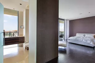 800 South Pointe Dr, Miami Beach, FL 33139 - Photo 17