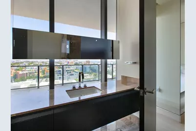 800 S Pointe Dr #1204, Miami Beach, FL 33139 - Photo 23