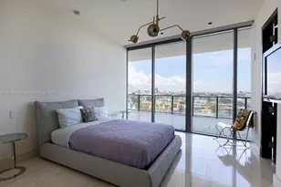 800 South Pointe Dr, Miami Beach, FL 33139 - Photo 21