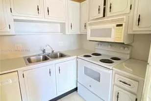 6289 Lear Dr, Lake Worth, FL 33462 - Photo 7