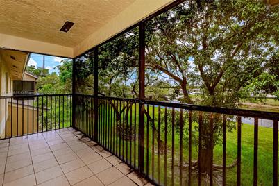 3041 N Oakland Forest Dr #204, Oakland Park, FL 33309 - Photo 25