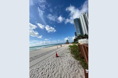 19201 Collins Ave #218, Sunny Isles Beach, FL 33160 - Photo 11