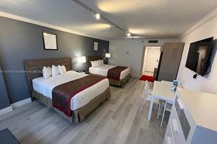 19201 Collins Ave, Sunny Isles Beach, FL 33160 - Photo 1