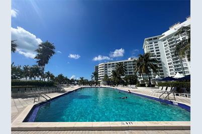 5161 Collins Av #309, Miami Beach, FL 33140 - Photo 15