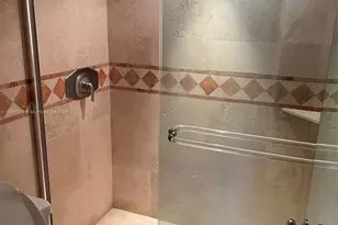 100 Lincoln Rd, Miami Beach, FL 33139 - Photo 27