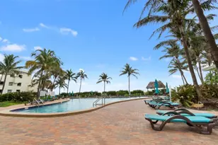 3901 S Ocean Dr, Hollywood, FL 33019 - Photo 25