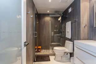 100 Lincoln Rd, Miami Beach, FL 33139 - Photo 17