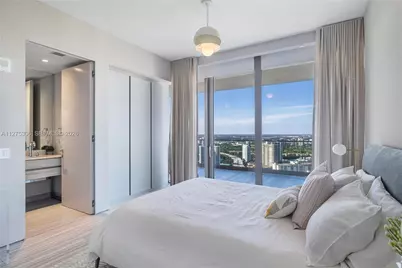 18975 E Collins Ave #3802, Sunny Isles Beach, FL 33160 - Photo 31