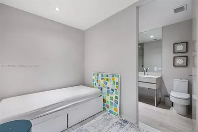 18975 E Collins Ave #3802, Sunny Isles Beach, FL 33160 - Photo 43