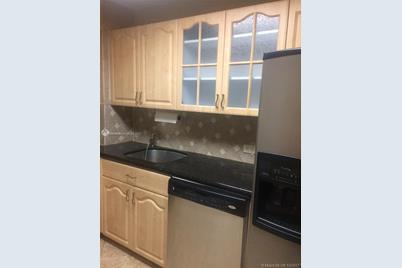 5005 Collins Ave #1202, Miami Beach, FL 33140 - Photo 19