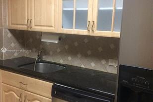 5005 Collins Ave, Miami Beach, FL 33140 - Photo 19