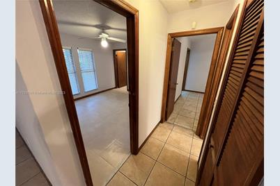 1921 SW Hickock Ter, Port Saint Lucie, FL 34953 - Photo 31