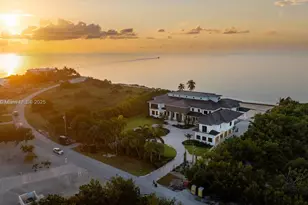 2405 Coco Plum Dr, Marathon, FL 33050 - Photo 9