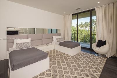 128 Fiesta Way, Fort Lauderdale, FL 33301 - Photo 49