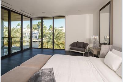 128 Fiesta Way, Fort Lauderdale, FL 33301 - Photo 29