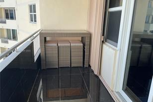 3180 S Ocean Dr, Hallandale Beach, FL 33009 - Photo 23