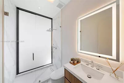 2950 NE 164th St, North Miami Beach, FL 33160 - Photo 61