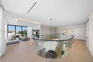 2950 NE 164th St, North Miami Beach, FL 33160 - Photo 39