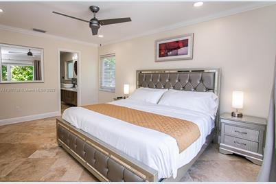 1022 Adams St, Hollywood, FL 33019 - Photo 23