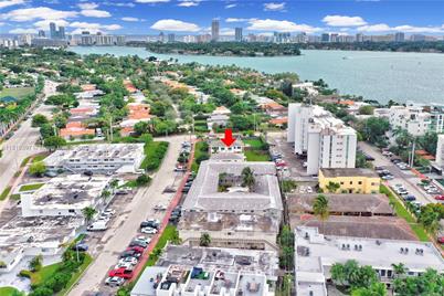 1910 and 1920 Biarritz Dr, Miami Beach, FL 33141 - Photo 23