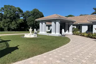 7625 SW 75th Ave, Miami, FL 33143 - Photo 3
