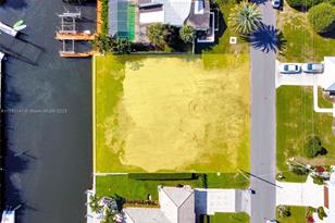 2400 Edward Rd, Palm Beach Gardens, FL 33410 - Photo 25