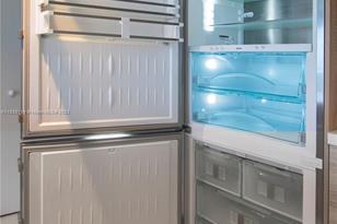 16385 Biscayne Blvd, North Miami Beach, FL 33160 - Photo 11