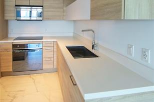 16385 Biscayne Blvd, North Miami Beach, FL 33160 - Photo 7