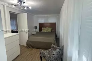 2811 Indian Creek Dr, Miami Beach, FL 33140 - Photo 5