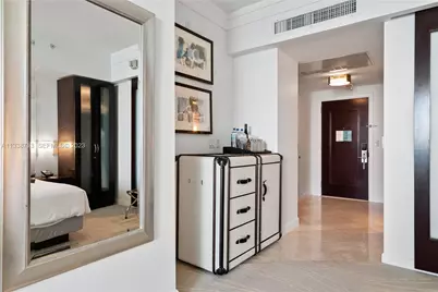4391 Collins Ave #1911/1909/1910/1912, Miami Beach, FL 33140 - Photo 19