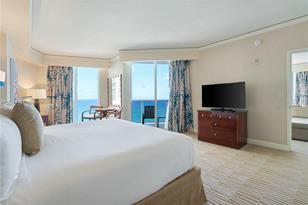 18001 Collins Ave, Sunny Isles Beach, FL 33160 - Photo 7