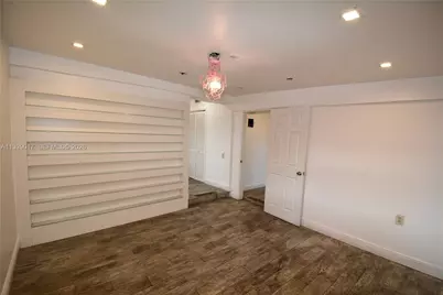 16921 NE 6th Ave, North Miami Beach, FL 33162 - Photo 9