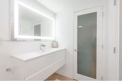 2301 Collins Ave #927, Miami Beach, FL 33139 - Photo 15