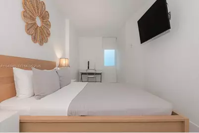 2301 Collins Ave #927, Miami Beach, FL 33139 - Photo 1