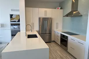 100 Lincoln Rd, Miami Beach, FL 33139 - Photo 19